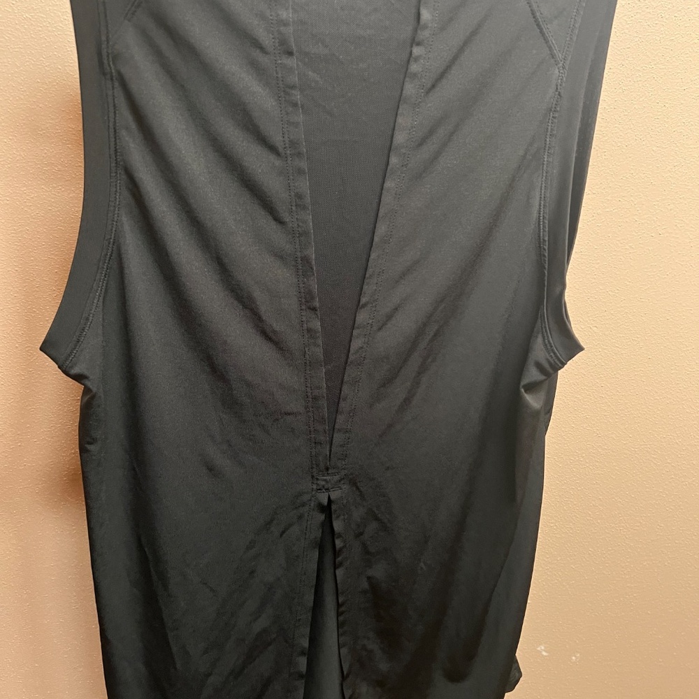 Fabletics Tank Top M - Picture 2 of 3